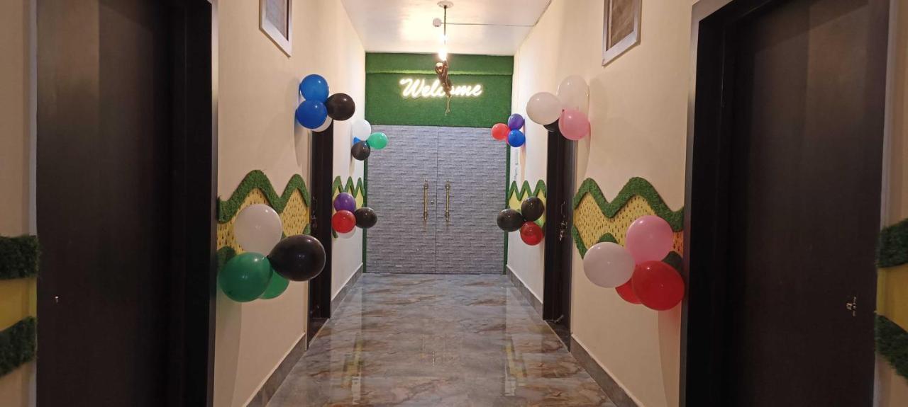 Hotel O Pop Angoori Farm House Mathura Exterior foto